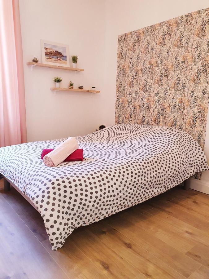 Studio Renove De 20 M2 Pour Deux Personnes Apartamento Blaye-Les-Mines Exterior foto